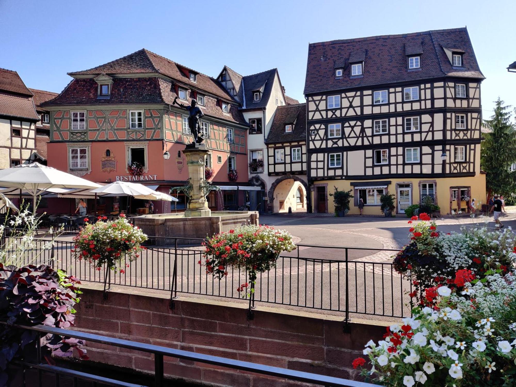 Au Kugelhopf Doré - Centre Historique Colmar Exterior foto